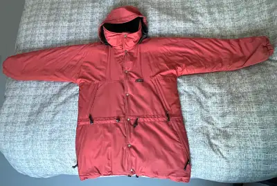 Manteau d'hiver Kanuk Fait au Québec, View more