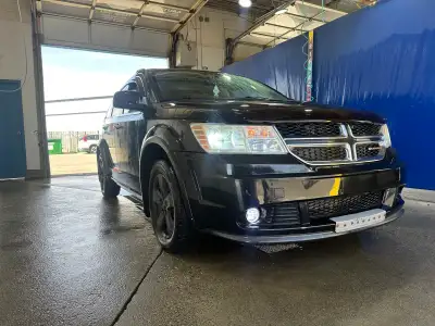 Looking to trade my 2009 dodge journey V6 R/T AWD suv that runs and drives good never had any major...