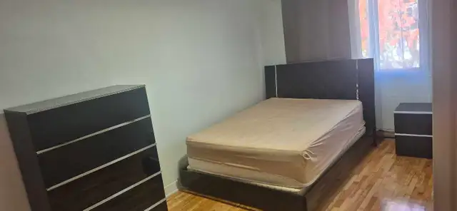 chambre meublée a louer dans un super appartement rénov | Room Rentals ...