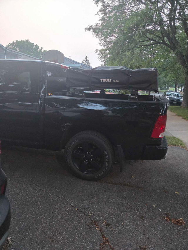 2021 Dodge Ram Crew Cab  Hemi in Cars & Trucks in London - Image 2
