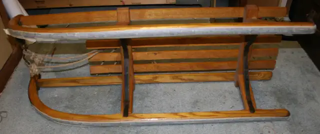 Antique Sleigh from Switzerland in Arts & Collectibles in Oakville / Halton Region - Image 4