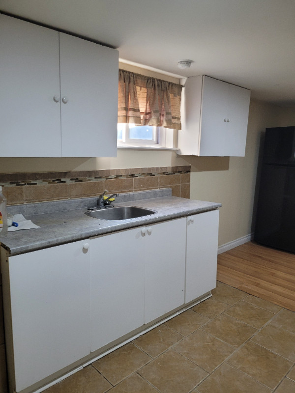 1 Bedroom Basement Apartment For Rent Long Term Rentals Mississauga