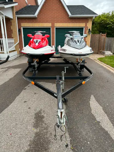 FOR SALE - 2006 SEADOO WAKE 155 hp WITH 157 HOURS 2006 SEADOO GTX S/C 185 hp WITH 280 HOURS KARAVAN...