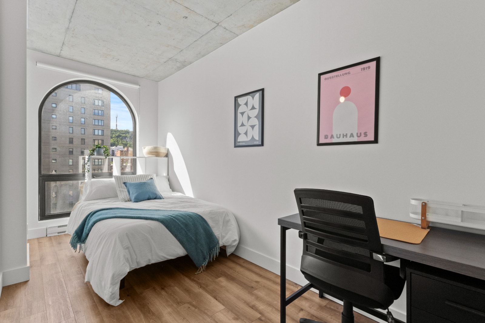 ROOM IN APARTMENT ALL INCLUSIVE | DOWNTOWN, CLOSE TO CONCORDIA! — photo 2