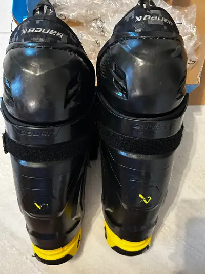 Bauer M3 Shin Pads, View more