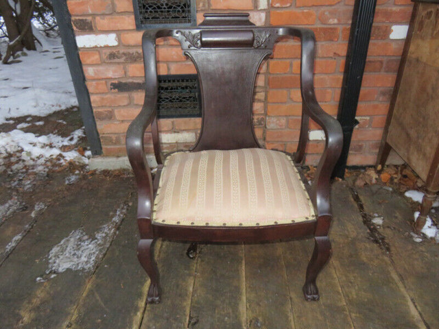 2 Solid Wood Antique Parlour Chairs in Arts & Collectibles in Oakville / Halton Region - Image 2