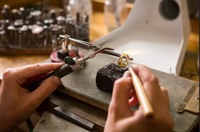 Lakeside Home Jewelry Repair63347531106051126