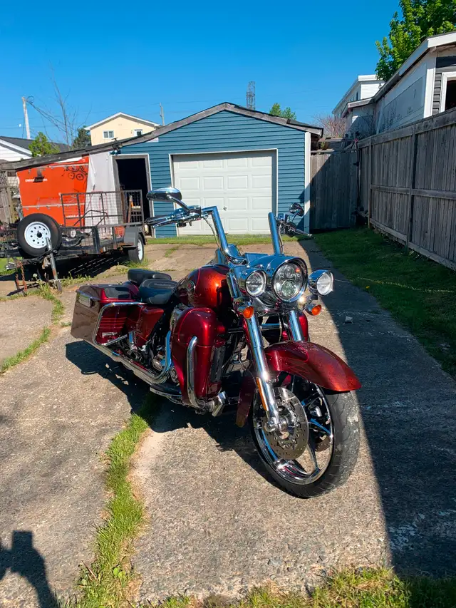 2013 cvo road king in Touring in Dartmouth - Image 5