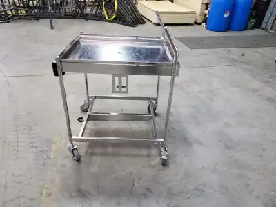 Stainless Steel Rolling Cart Very nice cart that is well made. Cart is from the medical section and...