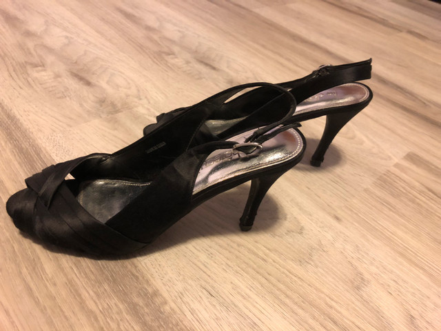 Heel sandals from LeChateau size 6.5 in Women's - Shoes in Winnipeg - Image 2