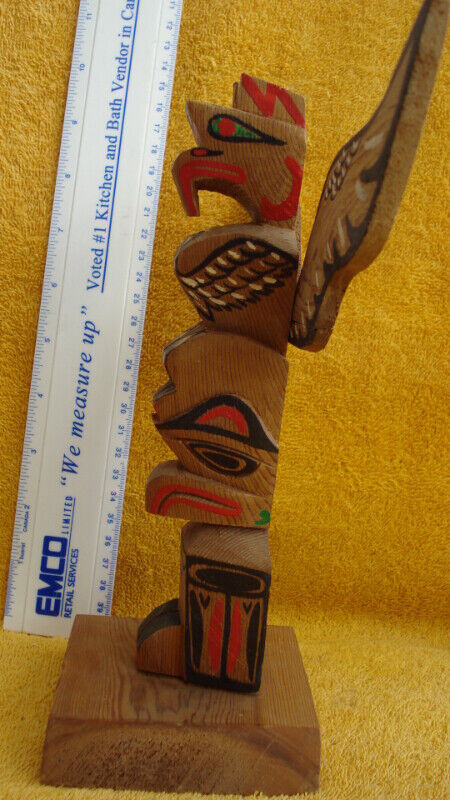 vintage mini hand carved totem pole in Arts & Collectibles in Charlottetown - Image 4