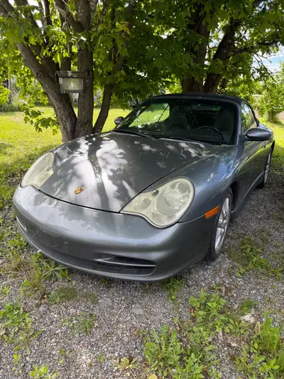 Needs Engine Block. 140,000 on it. Tail lights in car.