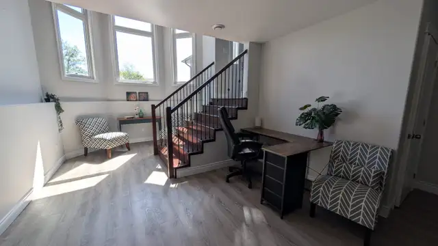 5 Bedroom Crew House in Chelmsford in Ontario in Canada - Image 10