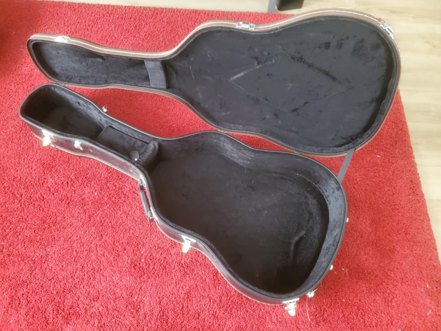 Case rigide de qualité pour guitare acoustique ou hollowbody in Guitars in Drummondville - Image 3