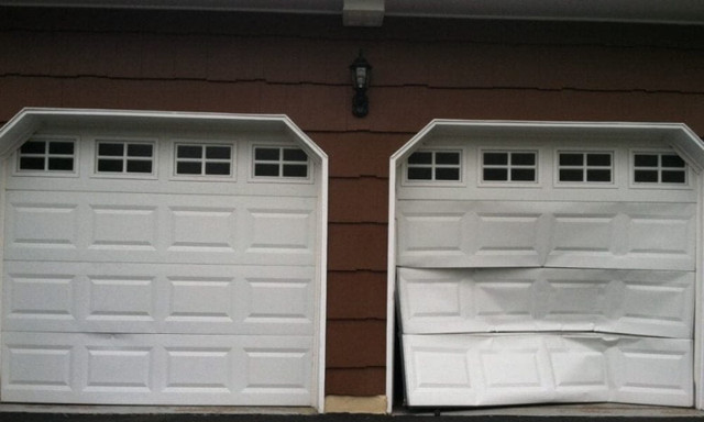Garage Doors Openers Repair Installation in Garage Door in Kitchener / Waterloo - Image 2