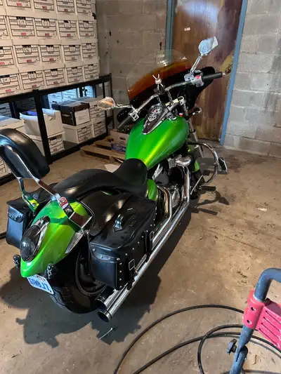 2008 Kawasaki Vulcan 900 custom. Only 14,000 original km. Bike is in amazing shape, has straight pip...