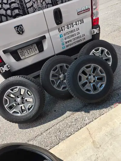 17" Jeep Rubicon wheels. No damage, dents or scratches. Brand new TPMS sensors. 245/70R17 114T Gener...