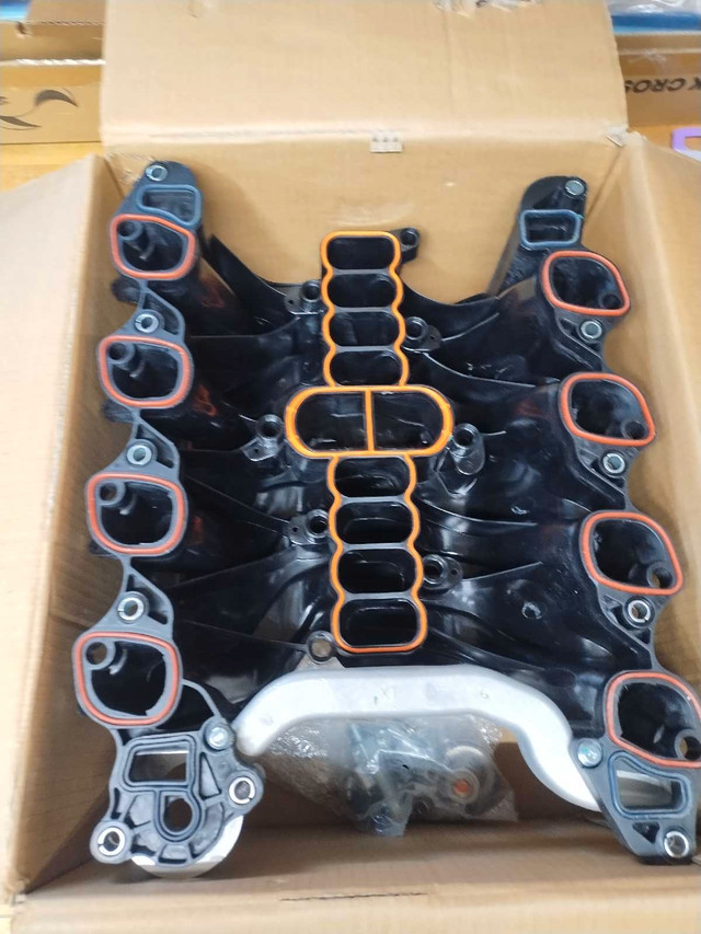 F150 f250 Expedition e150 e250 4.6L intake manifold in Engine & Engine Parts in Cambridge - Image 4