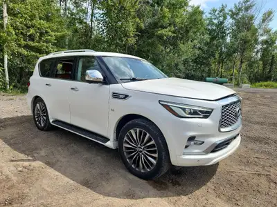 2020 INFINITI QX80 LUXE – 110,000 KM – ONTARIO CLEAN TITLE Big-body luxury SUV with the legendary 5....