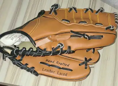 2XS Sports baseball glove RHT 9 1/2", View more