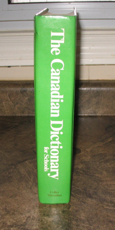The Canadian Dictionary For Schools Hardcover Book in Textbooks in Belleville - Image 3