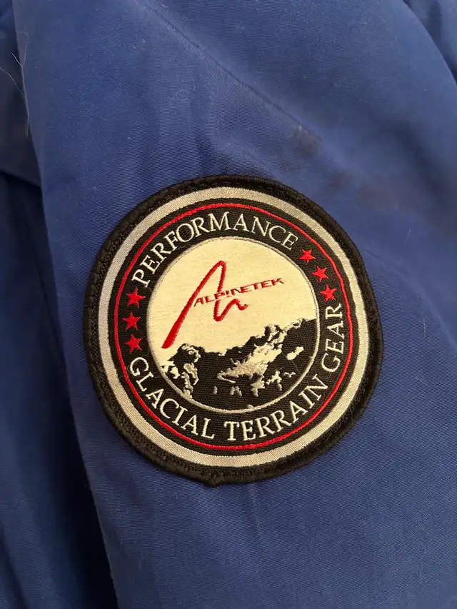 Women’s Jacket  in Women's - Tops & Outerwear in Ottawa - Image 6