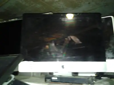 IMAC MID 2011 21.5 INCH PROCESSEUR : CI5 QUADCORE 2.6GHZ 8G 2tb, View more