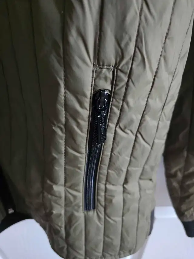 HANG TEN BOMBER JACKET in Men's in Kingston - Image 4