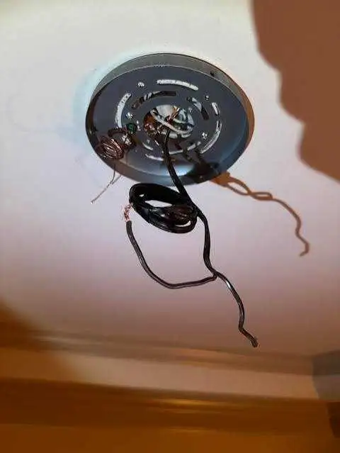 Electrician457910507390914561