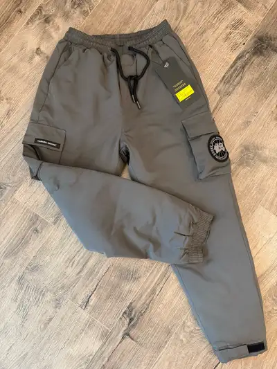 Men’s Canada Goose pants size Large , View more