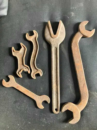 Antique Tools  *Alligator Wrench* Vintage, heavy and cool, View more