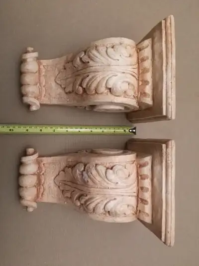 Plaster leaf wall corbel, View more