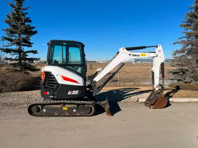 # Machine located in Calgary - Please contact us for a competitive shipping rate to your location #...