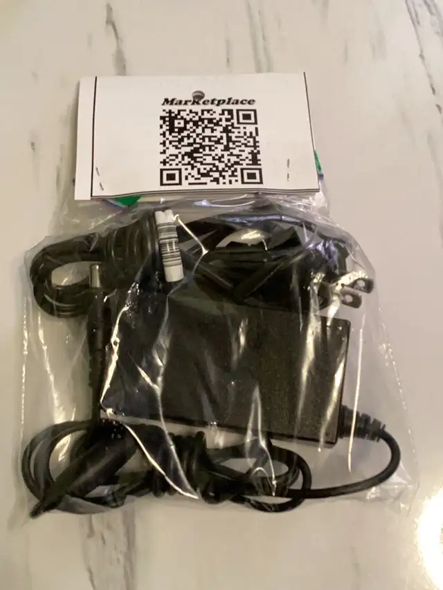 SAMSUNG Adapter Model: A3514_FPN in General Electronics in Cambridge - Image 4