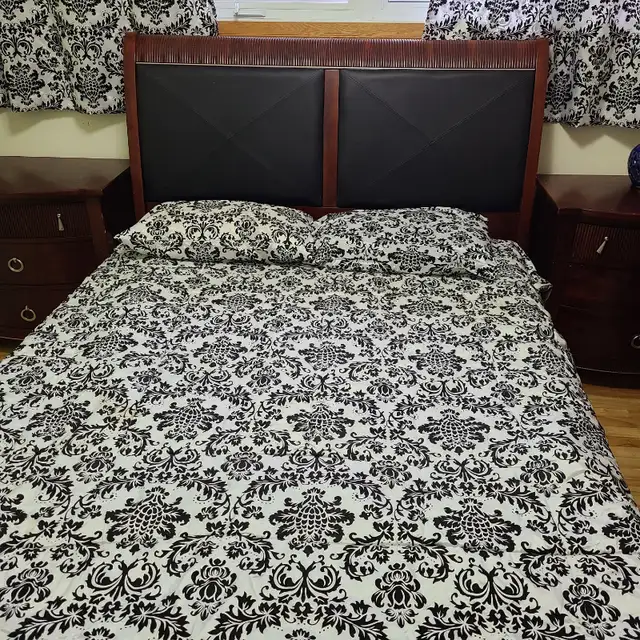 Ensemble de meubles pour chambre  a coucher adulte in Multi-item in Laval / North Shore - Image 4