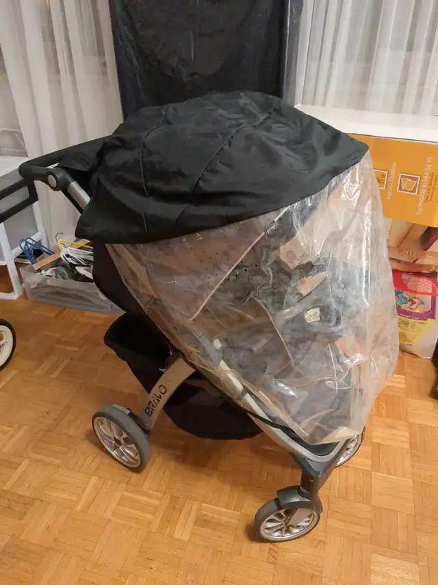 Chicco Bravo Stroller ( compatible with Chicco Car seats)