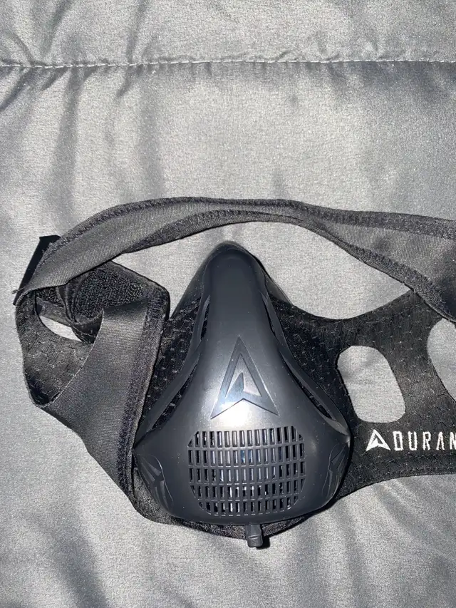 Cardio Training Mask in Other in Winnipeg - Image 2