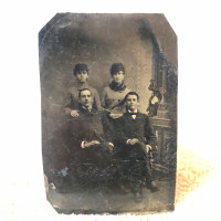 Ancienne photo Ferrotype (Tintype) Deux couples #  21