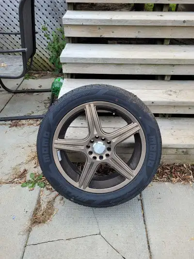 4 brand new Momo tire 245/45ZR17 With black splined lut nuts Off 2000 mustang. And will other rear w...