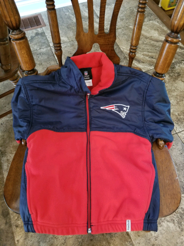 Brand new mint NFL New England Patriots jacket  in Kids & Youth in Stratford