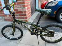 Supercycle Camo Bike 20-in