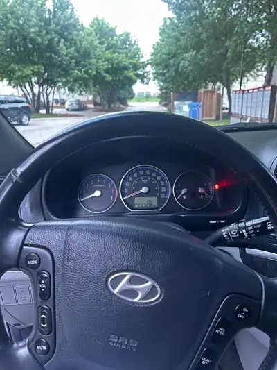 2009 Hyundai Santa Fe AWD V6 – NEW SAFETY – Clean Title Description 2009 Hyundai Santa Fe AWD V6 3.3...
