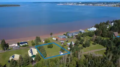 Waterview building lot with direct beach access only 5 minutes from Summerside. Vacant lot ready to...