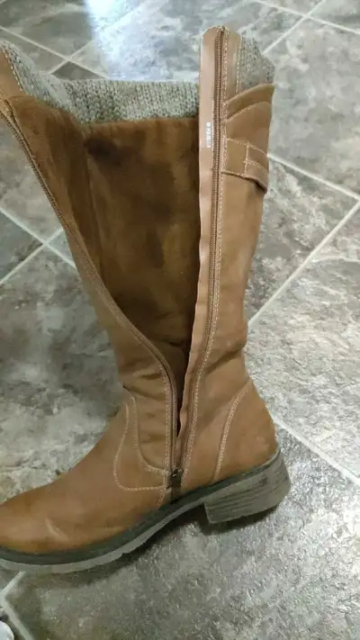 Alberto Women's Boots, View more