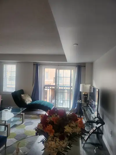 1 Tenant to occupy 2nd Floor private bedroom