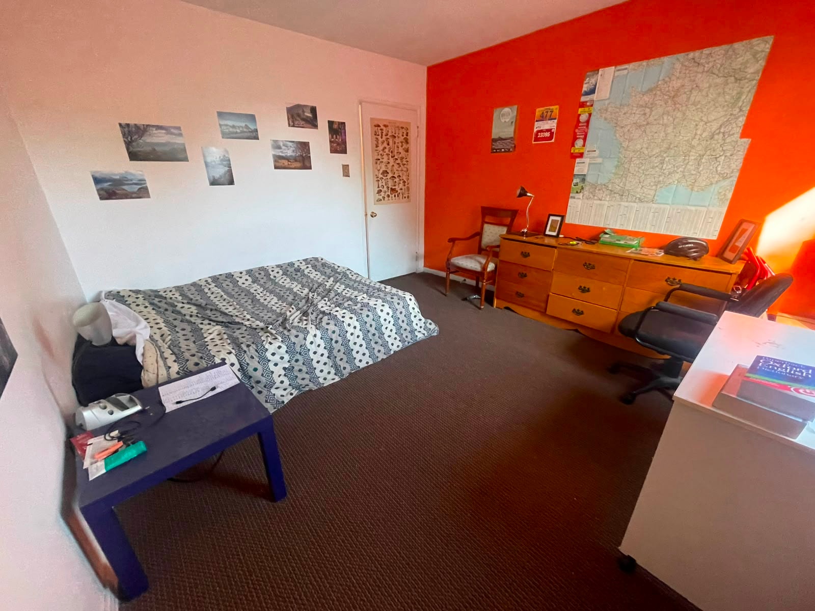 4 1/2 meublé proche proche UdeM/Poly/HEC - Furnished 4 1/2 — photo 1