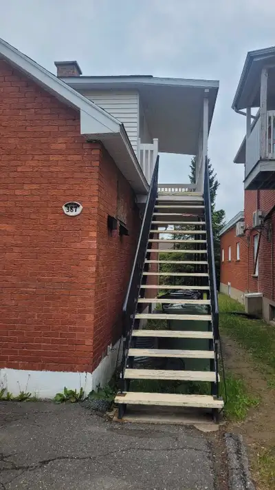 Appartement 4 1/2 à louer