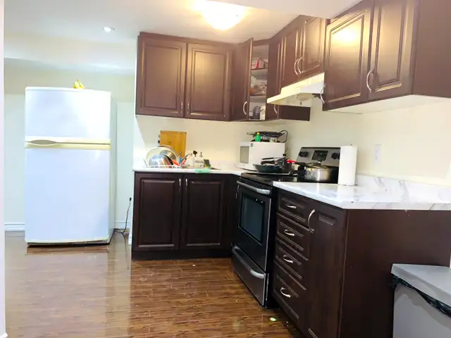Large 2 bedroom basement with 2 car parking for rent - Brampton