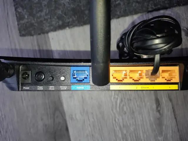 ROUTEUR SANS FIL N 450 Mbps in Other in Shawinigan - Image 3