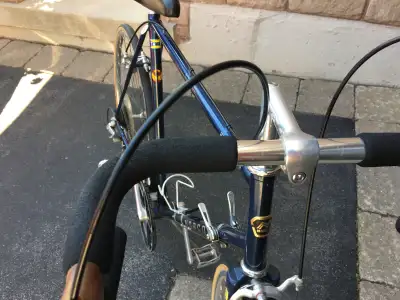 Norco Avanti Racer 12 speed bought new in 1984 - its in excellent condition Tires/tubes hold air but...